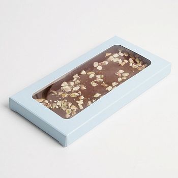 Коробка для шоколада «Голубая», с окном, 17,3 × 8,8 × 1,5 см