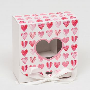 Подарочная коробка для 9 конфет с окном "Сердечки", 11,5 х 11,5 х 5 см